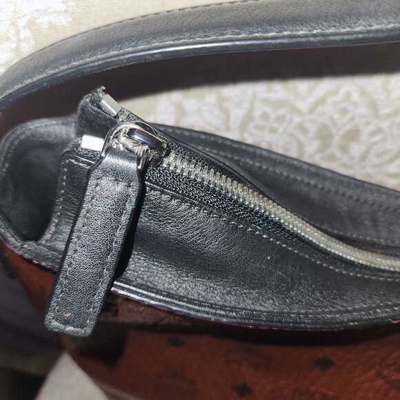 MCM Metallic Visetos Medium Hobo Bag Scooter Red - EUC - Picture 4 of 9